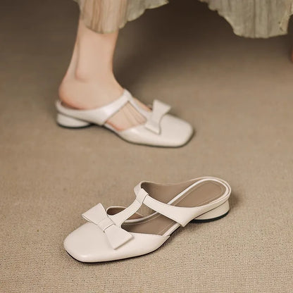 Camille Mules