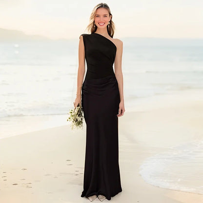 Ellis & Johnson™  | Maxi Dress with a Guilt in Satin